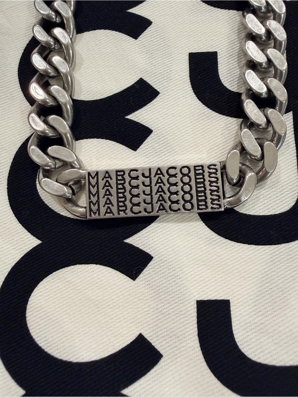 Marc Jacobs barcode necklace - Picture 2 of 3